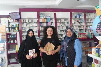 SP’li kadınlar, eczacıları unutmadı