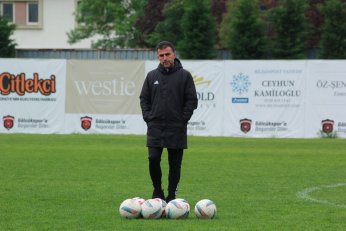 Gölcükspor’da Play-Off mesaisi sürüyor