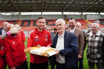 Eski Başkanlardan Gölcükspor’a destek