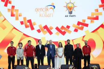 ‘Türkiye’nin şafağı burada atıyor’