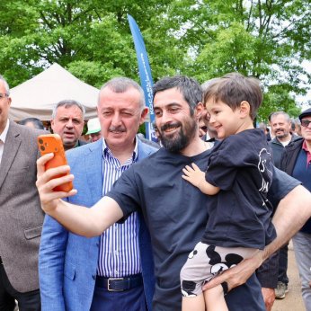 ‘Bereketin devamı için arkanızdayız’