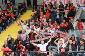 Gölcükspor’da bayram var