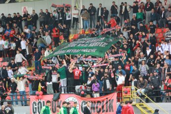 Gölcükspor’da bayram var