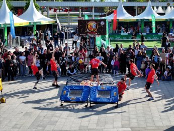 ‘Karizma Show’ EnFest’e renk kattı