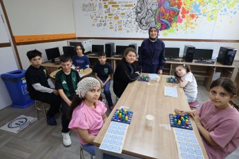 Geleceğin kaşifleri çocuk üniversitesinde
