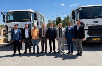 Başiskele Belediyesi’nden Azez’e 2 çöp kamyonu