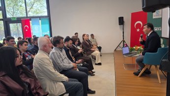 Söyleşide Osmanlı toplumu ele alındı