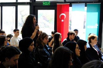 Söyleşide Osmanlı toplumu ele alındı