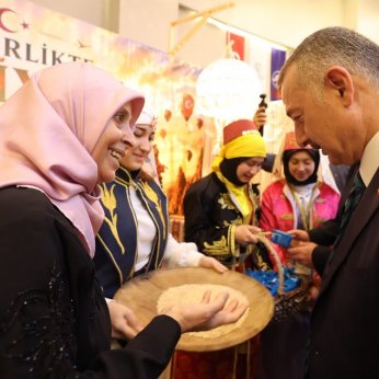 Başiskele KO-MEK sergi açılışına büyük ilgi