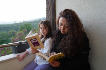 Kitap kurdu ikizler, yazarlığa adım attı