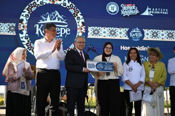 En lezzetli tabaklar festivalde yarıştı