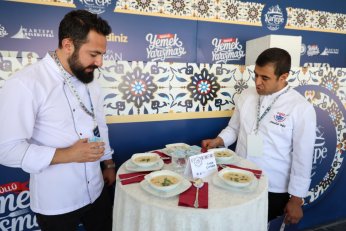 En lezzetli tabaklar festivalde yarıştı