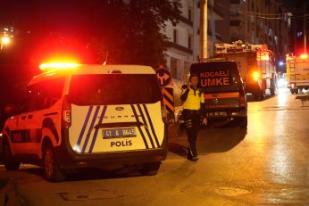 Tavanından sıva düşen ev tahliye adildi