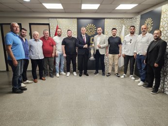 Şampiyonluk kupasıyla anlamlı ziyaretler