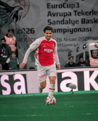 Kandıralı futbolcu Berkay Özcan’dan memleket turizmine yatırım