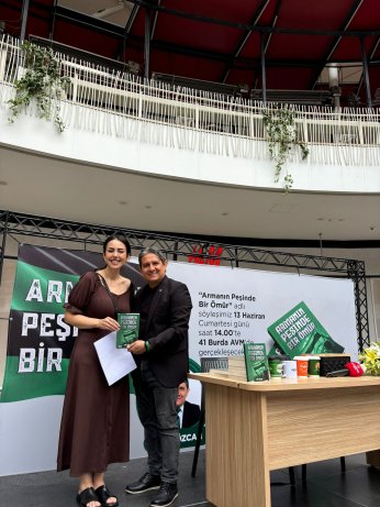41 Burda AVM’de “Armanın Peşinde Bir Ömür” söyleşisine yoğun ilgi