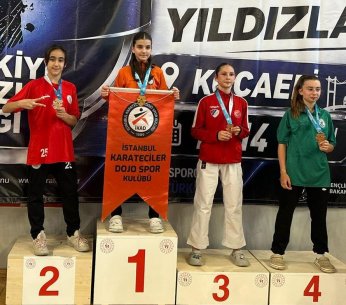 Körfez’in yıldız karatecileri parladı