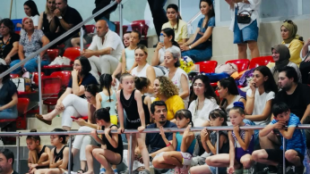 Cimnastikçilerden harika performans