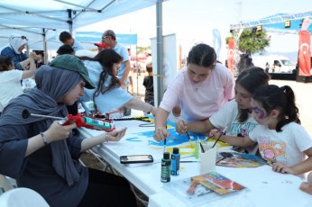 Deniz Festivali’ne büyük ilgi
