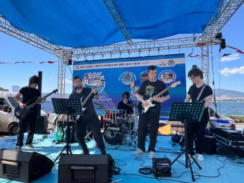 Deniz Festivali’ne büyük ilgi