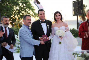 Rüya gibi bir düğünle dünyaevine girdiler