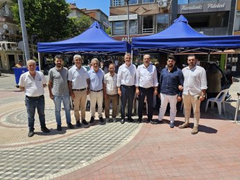 AK Parti Gölcük’ten aşure ikramı