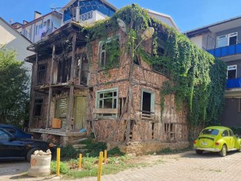 Tarihi yapı kütüphaneye dönüşecek