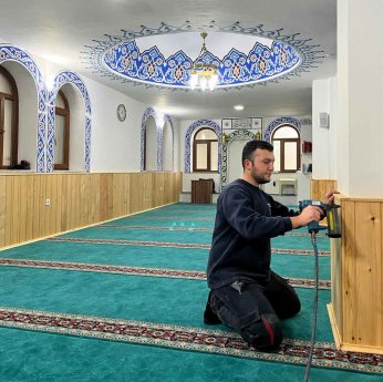 İbadethanelere 32 milyon liralık destek