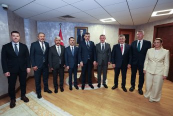 Vizyon projelere tam not