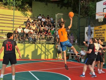 Sokak Basketbolu Turnuvası sona erdi