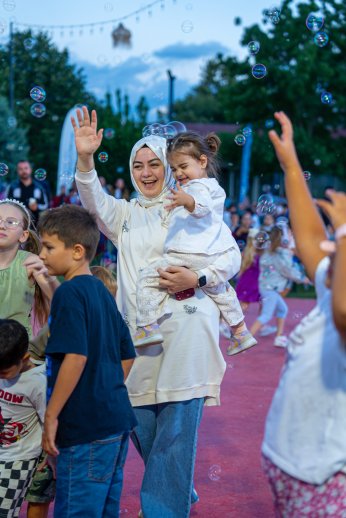 Eşsiz manzarada arabesk rüzgarı