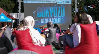 Doğanın zirvesinde gökyüzüne tanıklık