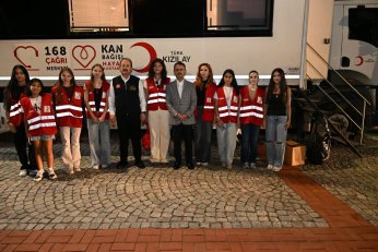 17 Ağustos deprem şehitleri dualarla anıldı