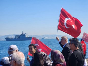 Mavi Vatan’da gurur geçişi