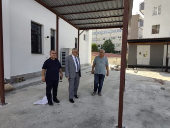 Pehlevan, sağlık yatırımlarını inceledi