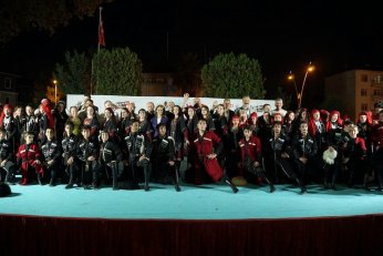 Kafkas coşkusu Gölcük’e taşındı