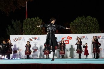 Kafkas coşkusu Gölcük’e taşındı