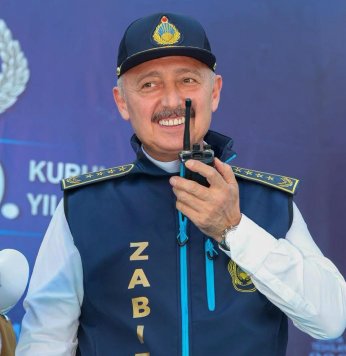 ‘Patron da efendi  de sadece millettir’