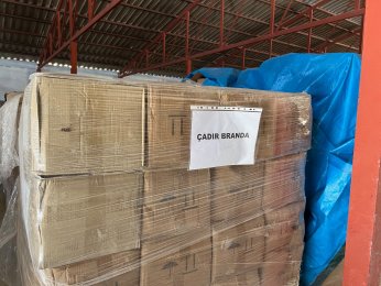 Ahbap deposunda malzemeler çürümeye bırakıldı