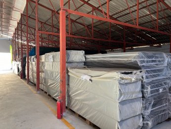 Ahbap deposunda malzemeler çürümeye bırakıldı