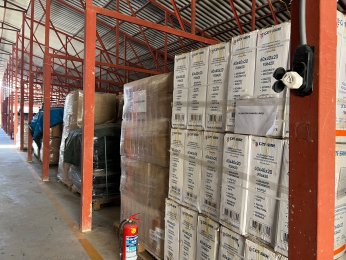 Ahbap deposunda malzemeler çürümeye bırakıldı