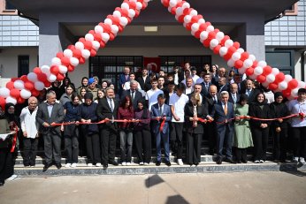 Yeni okullar milletvekillerinin katılımıyla açıldı   