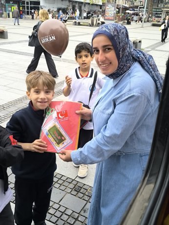 SP’li Kadınlardan öğrencilere hediye