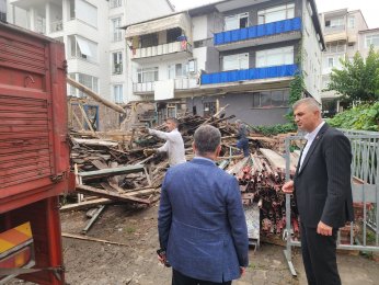 Kütüphane olacak binanın rekonstrüksiyonu başladı