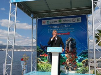 Dip çamuruydu,  canlılara yuva oldu   