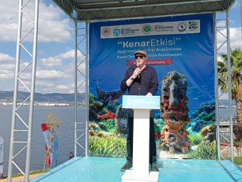Dip çamuruydu,  canlılara yuva oldu   