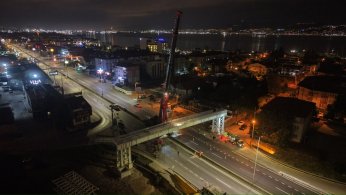 Başiskele Kavşağı’nda gece operasyonu