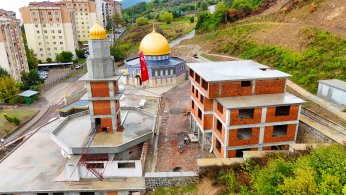 Karamürsel Aksa Camii yükseliyor