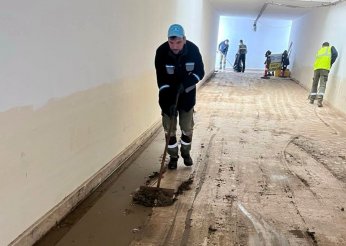 2 bini aşkın personel ve bin araçla temizlik