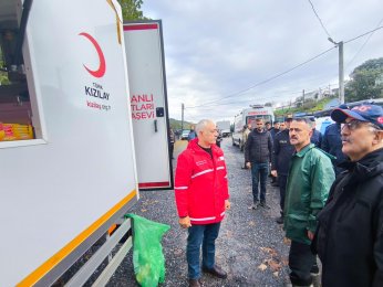 Vali Aktaş, sele kapılanları arama çalışmalarını inceledi